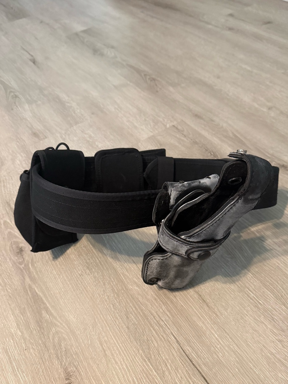 Safariland Black Utility Belt with Holster